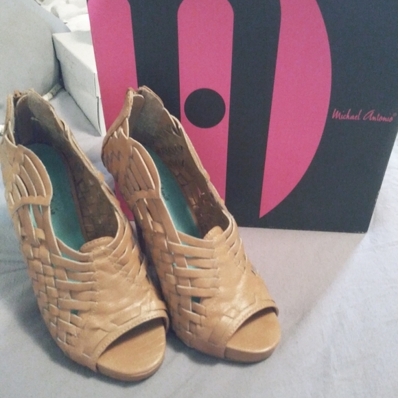 High heels - Picture 11 of 16